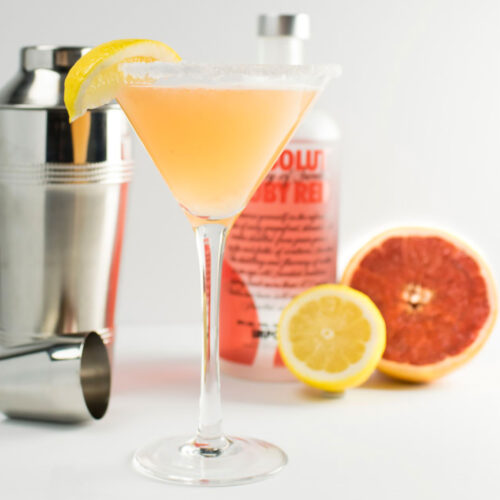 Grapefruit Martini - Running to the Kitchen®